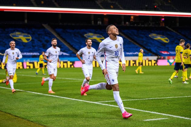 200905 Kylian MbappÃ of France celebrates after scoring 0-1 during the Nations League football match between Sweden and France on September 5, 2020 in Stockholm. Photo: Joel Marklund BILDBYRAN kod JM JM0013 bbeng fotboll fotball football soccer landskamp nations league sverige sweden sverige a frankrike france jublar jubel Copyright: JOELxMARKLUND BB200905JM045