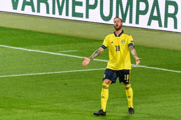 200905 Pontus Jansson of Sweden reacts during the Nations League football match between Sweden and France on September 5, 2020 in Stockholm. Photo: Simon Hastegard BILDBYRAN kod SH JM0013 bbeng fotboll fotball football soccer landskamp nations league sverige sweden sverige a frankrike france depp Copyright: SIMONxHASTEGARD BB200905SH048