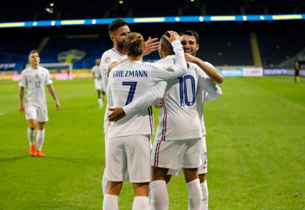 France s Kylian MbappÃ ( 10) is congratulated by his team mates after his goal during the UEFA Nations League football match between Sweden and France at Friends Arena in Stockholm, Sweden September 05, 2020. Stockholm Sweden x10430x