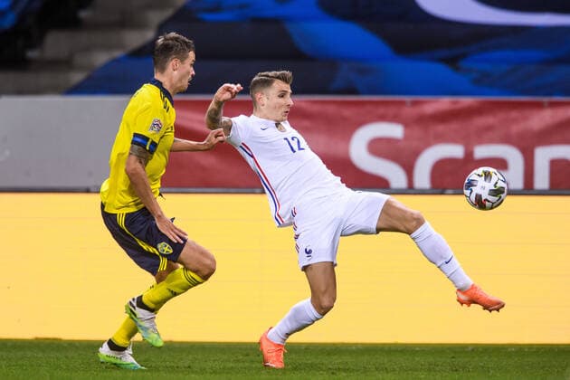200905 Mikael Lustig of Sweden and Lucas Digne of France during the Nations League football match between Sweden and France on September 5, 2020 in Stockholm. Photo: Johanna Lundberg BILDBYRAN kod JL JM0013 bbeng fotboll fotball football soccer landskamp nations league sverige sweden sverige a frankrike france Copyright: JOHANNAxLUNDBERG BB200905JL034