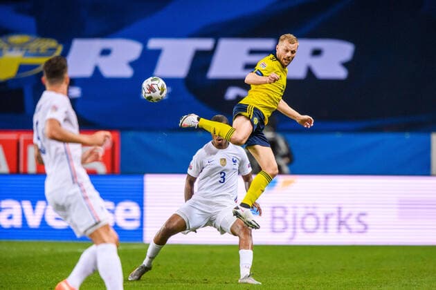 Sport Bilder des Tages 200905 Presnel Kimpembe of France and Sebastian Larsson of Sweden during the Nations League football match between Sweden and France on September 5, 2020 in Stockholm. Photo: Joel Marklund BILDBYRAN kod JM JM0013 bbeng fotboll fotball football soccer landskamp nations league sverige sweden sverige a frankrike france Copyright: JOELxMARKLUND BB200905JM117