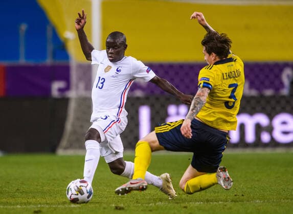 200905 N Golo KantÃ of France and Victor Nilsson Lindelöf of Sweden during the Nations League football match between Sweden and France on September 5, 2020 in Stockholm. Photo: Johanna Lundberg BILDBYRAN kod JL JM0013 bbeng fotboll fotball football soccer landskamp nations league sverige sweden sverige a frankrike france Copyright: JOHANNAxLUNDBERG BB200905JL060