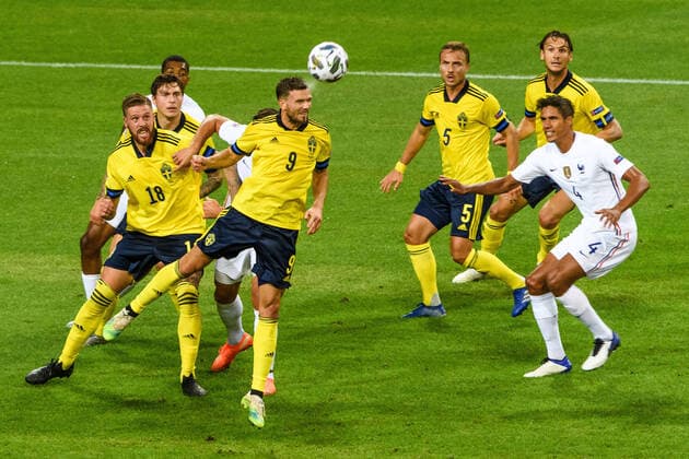 200905 Victor Nilsson Lindelöf ,Marcus Berg, Pontus Jansson , Pierre Bengtsson and Albin Ekdal of Sweden during the Nations League football match between Sweden and France on September 5, 2020 in Stockholm. Photo: Simon Hastegard BILDBYRAN kod SH JM0013 bbeng fotboll fotball football soccer landskamp nations league sverige sweden sverige a frankrike france Copyright: SIMONxHASTEGARD BB200905SH089