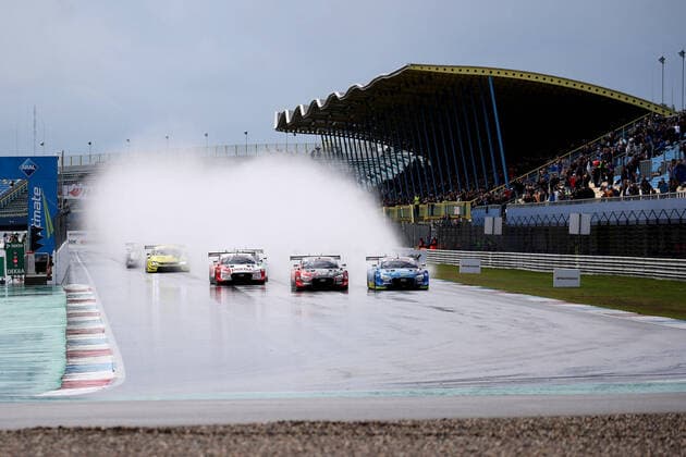 Bilder des Jahres 2020, Sport 09 September Sport Themen der Woche KW36 Sport Bilder des Tages Start beim DTM-Lauf auf dem TT Circuit Assen (NL). Copyright Thomas Pakusch *** Start at the DTM round at the TT Circuit Assen NL Copyright Thomas Pakusch