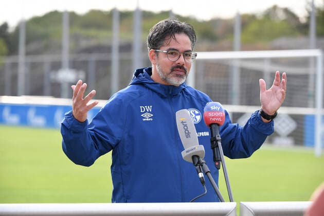 Trainer David Wagner (FC Schalke 04) im TV Interview 05.09.2020, Fussball GER, 1. Bundesliga, 2. Bundesliga, Saison 2020 2021, Testspiel, FC Schalke 04 - VfL Bochum 3:0, Foto: TEAM2sportphoto Gelsenkirchen Parkstadion Nordrhein Westfalen Deutschland