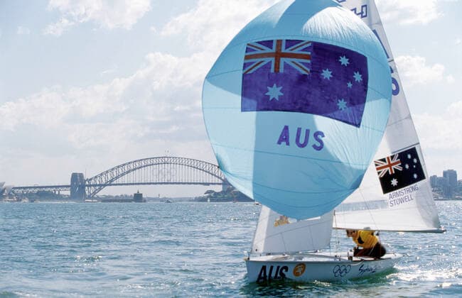 OLYMPICS SAILING, SEPTEMBER 2000. Sydney 2000 Olympic Games, Olympische Spiele, Olympia, OS The Australian womens team sail Sydney Harbour. (AAP PHOTO Dean Lewins). NO ARCHIVING, EDITORIAL USE ONLY, NO USE IN BOOKS WITHOUT CONSENT SYDNEY AUS  Copyright: xDEANxLEWINSx 0104103083st