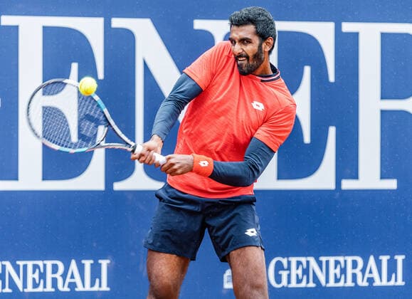 07.09.2020, Sportpark, Kitzbuehel, AUT, ATP, Tennis Herren Tour, Generali Open Kitzbuehel, im Bild Prajnesh Gunneswaran (IND) Prajnesh Gunneswaran of Indonesia during the Generali Open Tennis Tournament of the ATP Tour at the Sportpark in Kitzbuehel, Austria on 2020 09 07.