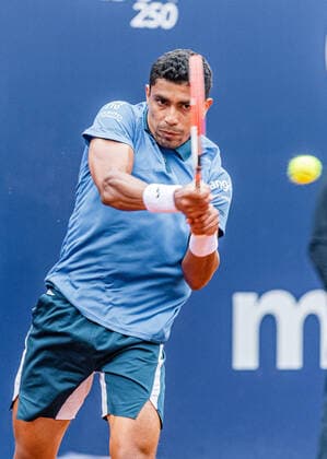 07.09.2020, Sportpark, Kitzbuehel, AUT, ATP, Tennis Herren Tour, Generali Open Kitzbuehel, im Bild Thiago Monteiro (BRA) Thiago Monteiro of Brazil during the Generali Open Tennis Tournament of the ATP Tour at the Sportpark in Kitzbuehel, Austria on 2020 09 07.