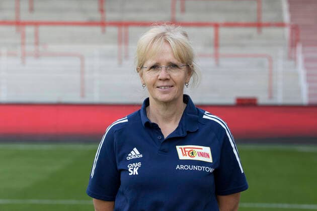 Susanne Kopplin (Mannschaftsleiterin) Fußball Fussball Bundesliga Herren DFL Porträttermin Saison 2020 2021 03.09.2020 1.FC Union Berlin FCU Kader, Vorstellung, Präsentation, Pressetermin