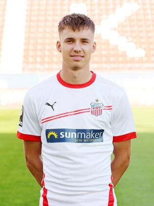Teampraesentation Zwickau Fussball 3.Liga Dustin Willms; FSV Zwickau; 2.Bundesliga, Porträttermin 2020 2021 , Zwickau, 07.09.2020, Stadion Zwickau, Fussball ,