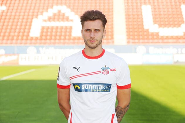 Teampraesentation Zwickau Fussball 3.Liga Yannik Möker Moeker; FSV Zwickau; 2.Bundesliga, Porträttermin 2020 2021 , Zwickau, 07.09.2020, Stadion Zwickau, Fussball ,