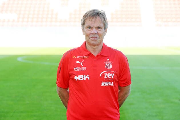 Teampraesentation Zwickau Fussball 3.Liga Mannschaftsarzt Dr. Hans-Jürgen Lambrecht; FSV Zwickau; 2.Bundesliga, Porträttermin 2020 2021 , Zwickau, 07.09.2020, Stadion Zwickau, Fussball ,