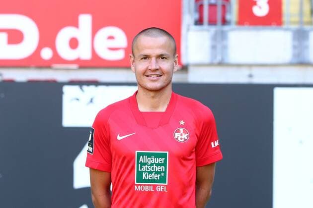 Adam Hlousek; 1. FC Kaiserslautern; 3. Liga, Portraettermin 2020 2021 1. FC Kaiserslautern; 3. Liga, Portraettermin 2020 2021 Kaiserslautern Copyright: xWeissx Eibner-Pressefotox EP_rws