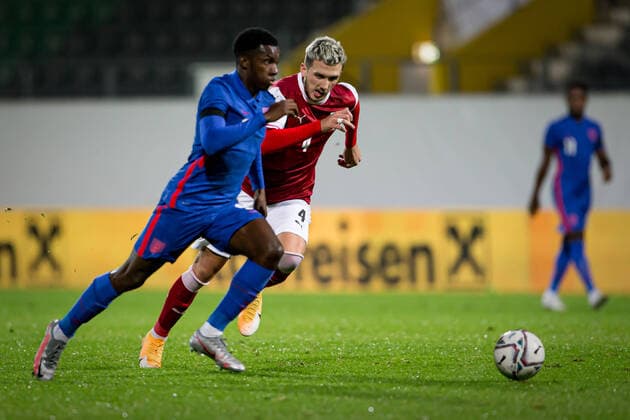 SOCCER - UEFA U21, U 21 EURO Quali, AUT vs ENG RIED,AUSTRIA,08.SEP.20 - SOCCER - UEFA Under-21 European Championship, EM, Europameisterschaft qualification, OEFB international match, Länderspiel, Nationalmannschaft Austria vs England. Image shows Eddie Nketiah (ENG) and Dario Maresic (AUT). GEPAxpictures xManfredxBinder