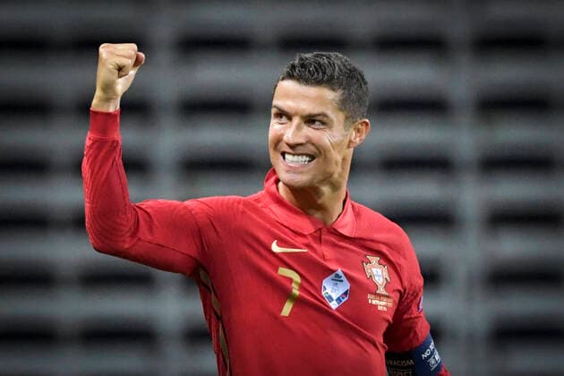 Bilder des Jahres 2020, Sport 09 September Sport Themen der Woche KW37 Sport Bilder des Tages Portugals Ronaldo celebrates after scoring during the UEFA Nations League, division A, group 3 soccer game betwween Sweden and Portugal at Friends Arena in Stockholm, Sweden, on Sept. 08, 2020. Photo Janerik Henriksson TT kod 10010 *SWEDEN OUT* Stockholm Sweden SOCCER x10010x *** Portugals Ronaldo celebrates after scoring during the UEFA Nations League, division A, group 3 soccer game betwween Sweden and Portugal at Friends Arena in Stockholm, Sweden, on Sept 08, 2020 Photo Janerik Henriksson TT kod 10010 SWEDEN OUT Stockholm Sweden SOCCER x10010x,  Copyright: xJanerikxHenriksson TTx NATIONS LEAGUE SWEDEN-PORTUGAL