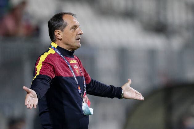 Faruk Hadzibegic (Trainer Montenegro) fragend, Portrait Fussball, UEFA Nations League 2020 21, Saison 2020-2021, 2. Spieltag, Gruppe C 08.09.2020 Luxemburg - Montenegro (Luxembourg vs Montenegro) Stade Josy Barthel, Luxemburg