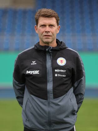 Fußball, 2. BL, Eintracht Braunschweig Porträttermin 2020 2021 Eintracht Braunschweig 2020 2021 Ronny Teuber; Eintracht Braunschweig; 2.BL, Porträttermin 2020 2021, Braunschweig