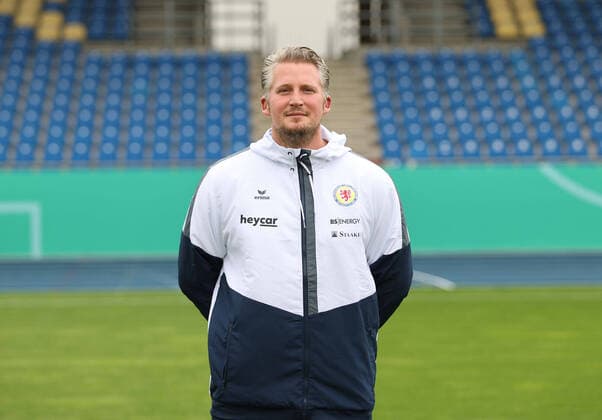 Fußball, 2. BL, Eintracht Braunschweig Porträttermin 2020 2021 Eintracht Braunschweig 2020 2021 Florian Horn; Eintracht Braunschweig; 2.BL, Porträttermin 2020 2021, Braunschweig