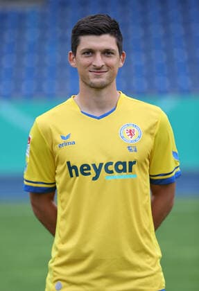 Fußball, 2. BL, Eintracht Braunschweig Porträttermin 2020 2021 Eintracht Braunschweig 2020 2021 Jannis Nikolaou; Eintracht Braunschweig; 2.BL, Porträttermin 2020 2021, Braunschweig