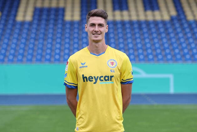 Fußball, 2. BL, Eintracht Braunschweig Porträttermin 2020 2021 Eintracht Braunschweig 2020 2021 Danilo Wiebe; Eintracht Braunschweig; 2.BL, Porträttermin 2020 2021, Braunschweig