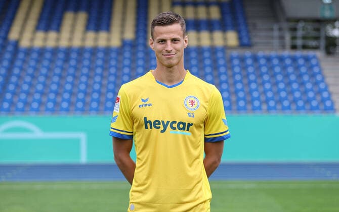 Fußball, 2. BL, Eintracht Braunschweig Porträttermin 2020 2021 Eintracht Braunschweig 2020 2021 Michael Schultz; Eintracht Braunschweig; 2.BL, Porträttermin 2020 2021, Braunschweig
