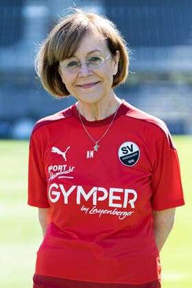 Dr. Brigitte Michelbach (Ärztin, Mannschaftsärztin); SV Sandhausen; 2. Bundesliga, Porträttermin 2020 2021