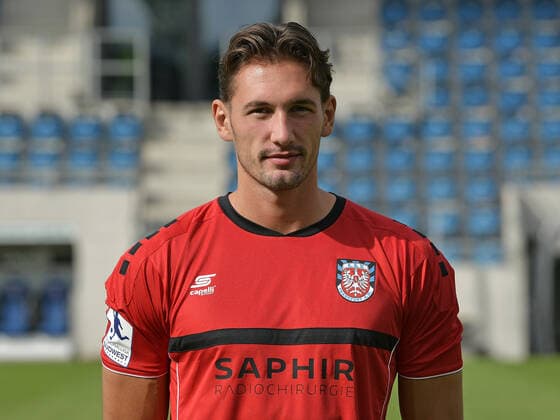 10.09.2020, xjhx, Fussball Regionalliga Suedwest, FSV Frankfurt - Fototermin 2020 21 emspor, v.l. Kenan Mujezinovic (FSV Frankfurt) Frankfurt am Main