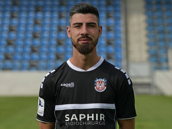 10.09.2020, xjhx, Fussball Regionalliga Suedwest, FSV Frankfurt - Fototermin 2020 21 emspor, v.l. Arif Gueclue (FSV Frankfurt) Frankfurt am Main