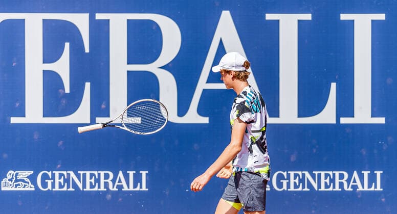 10.09.2020, Sportpark, Kitzbuehel, AUT, ATP, Tennis Herren Tour, Generali Open Kitzbuehel, im Bild Jannik Sinner (ITA) Jannik Sinner of Italy during the Generali Open Tennis Tournament of the ATP Tour at the Sportpark in Kitzbuehel, Austria on 2020 09 10. Kitzbuehel