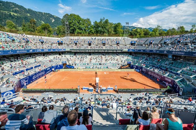 10.09.2020, Sportpark, Kitzbuehel, AUT, ATP, Tennis Herren Tour, Generali Open Kitzbuehel, im Bild v.l. Diego Schwartzman (ARG), Sebastian Ofner (AUT) f.l. Diego Schwartzman of Argentina and Sebastian Ofner of Austria during the Generali Open Tennis Tournament of the ATP Tour at the Sportpark in Kitzbuehel, Austria on 2020 09 10. Kitzbuehel