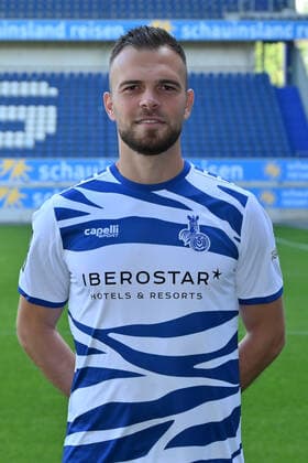 Orhan Ademi; MSV Duisburg; 3. Liga, Porträttermin 2020 2021 Duisburg Schauinsland Arena Nordrhein-Westfalen Deutschland