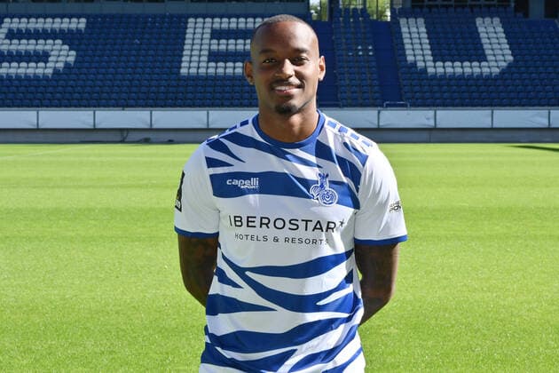 Leroy Jacques Mickels; MSV Duisburg; 3. Liga, Porträttermin 2020 2021 Duisburg Schauinsland Arena Nordrhein-Westfalen Deutschland