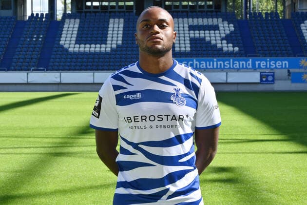 Arnold Budimbu; MSV Duisburg; 3. Liga, Porträttermin 2020 2021 Duisburg Schauinsland Arena Nordrhein-Westfalen Deutschland