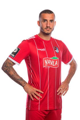 Türkgücü München Porträttermin 2020 2021 Im Bild Sercan SARARER (Türkgücü München, 14), 3.Liga, Porträttermin 2020 2021. München Bezirkssportanlage Sportanlage Perlach-Nord Bayern Deutschland Copyright: Passion2Press MarkusxFischerx
