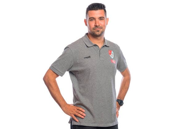 Türkgücü München Porträttermin 2020 2021 Im Bild Co-Trainer von Türkgücü München Alper KAYABUNAR, 3.Liga, Porträttermin 2020 2021. München Bezirkssportanlage Sportanlage Perlach-Nord Bayern Deutschland Copyright: Passion2Press MarkusxFischerx