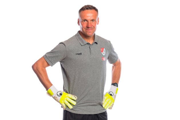 Türkgücü München Porträttermin 2020 2021 Im Bild Torwart-Trainer von Türkgücü München Michael HOFMANN, 3.Liga, Porträttermin 2020 2021. München Bezirkssportanlage Sportanlage Perlach-Nord Bayern Deutschland Copyright: Passion2Press MarkusxFischerx