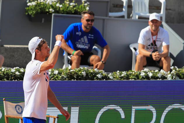 Yannick Hanfmann (GER) jubelt nach dem Sieg, Jubel, Freude, Emotion Tennis - Generali Open Kitzbuehel 2020 - ATP, Tennis Herren 250 - Kitzbuehler Tennis Club - Kitzbuehel - Tirol - Oesterreich - 12 September 2020. Copyright: xJuergenxHasenkopfx