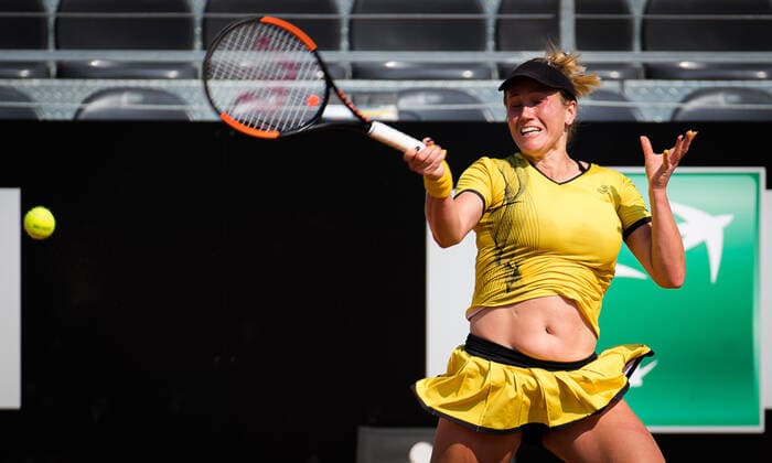 September 12, 2020, Rome, ITALY: Katarzyna Kawa of Poland in action against Christina McHale of the United States during the first qualifications round at the 2020 Internazionali BNL d Italia WTA, Tennis Damen Premier 5 tennis tournament Rome ITALY - ZUMAa181 20200912_zaa_a181_026 Copyright: xRobxPrangex