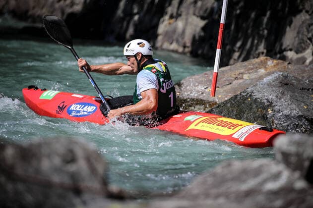 Bilder des Jahres 2020, Sport 09 September Sport Themen der Woche KW37 EXTREME SPORTS - Red Bull Dolomitenmann LIENZ,AUSTRIA,12.SEP.20 - EXTREME SPORTS - Red Bull Dolomitenmann. Image shows Lukas Kubrican (CZE). GEPAxpictures xMaticxKlansek