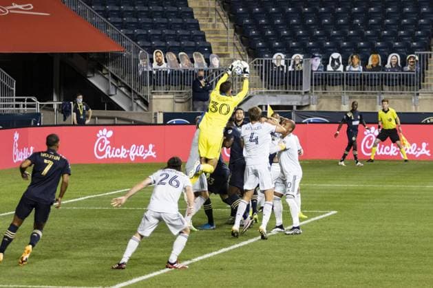 Chester, United States of America, Sept 12th Matt Turner saves a corner during the Major League Soccer game between Philadelphia Union and New England Revolution at Subaru Park in Chester. Morgan Tencza SPP Philadelphia Union v New England Revolution 