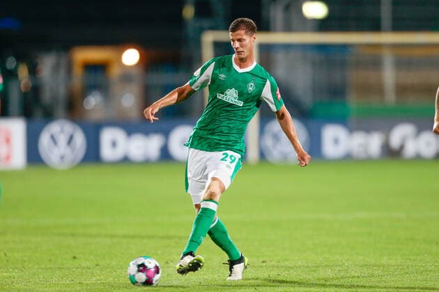 12.09.2020, xtgx, Fussball DFB Pokal 1.Runde, FC Carl Zeiss Jena - SV Werder Bremen emspor, v.l. Patrick Erras (Werder Bremen, 29) Freisteller, Einzelbild, Ganzkoerper, single frame (DFL DFB REGULATIONS PROHIBIT ANY USE OF PHOTOGRAPHS as IMAGE SEQUENCES and or QUASI-VIDEO) Jena *** 12 09 2020, xtgx, Fussball DFB Pokal 1 Runde, FC Carl Zeiss Jena SV Werder Bremen emspor, v l Patrick Erras Werder Bremen, 29 Clipping, single frame, whole body, single frame DFL DFB REGULATIONS PROHIBIT ANY USE OF PHOTOGRAPHS as IMAGE SEQUENCES and or QUASI VIDEO Jena