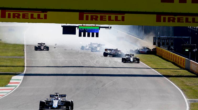 Motorsports: FIA Formula One World Championship, WM, Weltmeisterschaft 2020, Grand Prix of Tuscany, Crash at the restart between 99 Antonio Giovinazzi (ITA, Alfa Romeo Racing ORLEN), 20 Kevin Magnussen (DEN, Haas F1 Team), 6 Nicholas Latifi (CAN, Williams Racing), 55 Carlos Sainz (ESP, McLaren F1 Team), Scarperia Italy