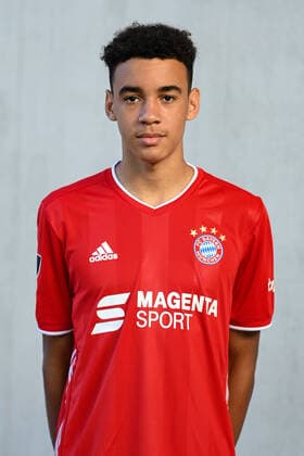 Jamal Musiala; FC Bayern München II; 3. Liga, Porträttermin 2020 2021