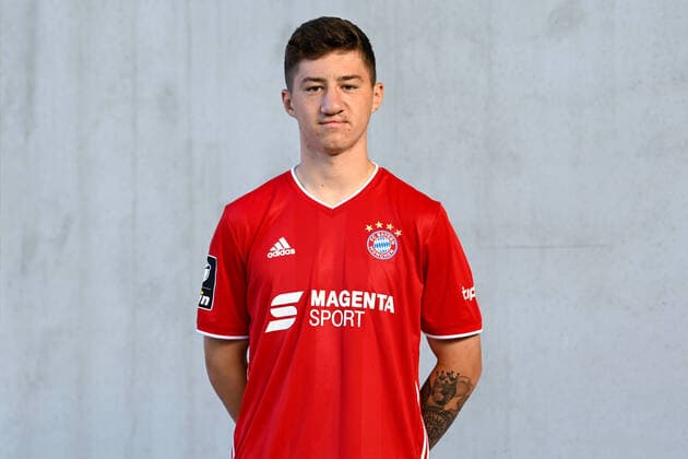 Angelo Stiller; FC Bayern München II; 3. Liga, Porträttermin 2020 2021