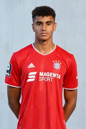 Jamie Lawrence; FC Bayern München II; 3. Liga, Porträttermin 2020 2021