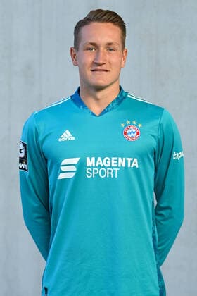 Ron-Thorben Hoffmann; FC Bayern München II; 3. Liga, Porträttermin 2020 2021