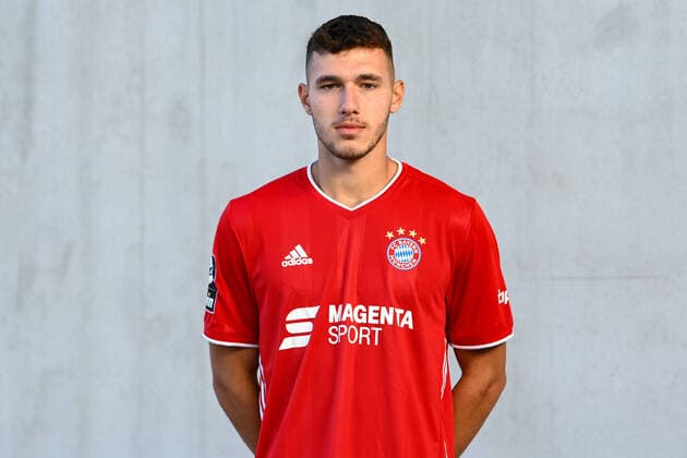 Can Karatas; FC Bayern München II; 3. Liga, Porträttermin 2020 2021