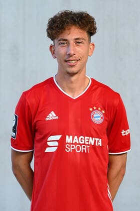 Jannik Rochelt; FC Bayern München II; 3. Liga, Porträttermin 2020 2021