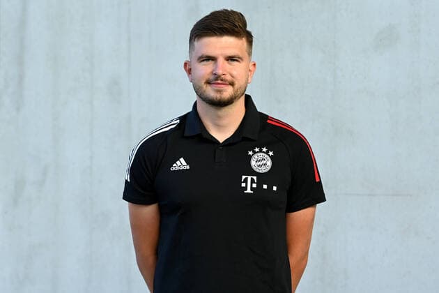 Simon Unger (Spielanalyst); FC Bayern München II; 3. Liga, Porträttermin 2020 2021