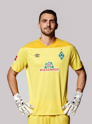 Portraitstermin Werder Bremen Stefanos Kapino (Werder Bremen 27) ; Werder Bremen; 1.BL, Porträttermin 2020 2021